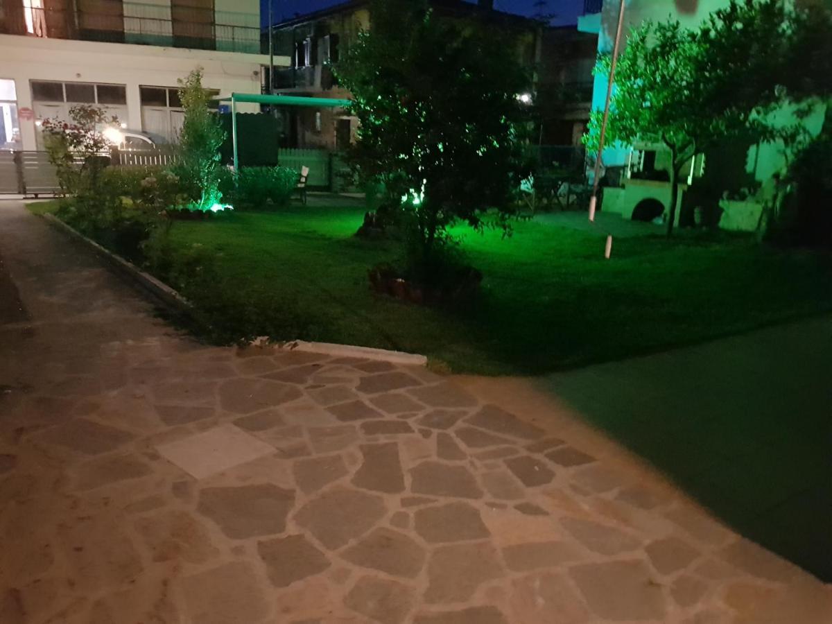 Magdalinos Apartments Неа-Скиони Экстерьер фото